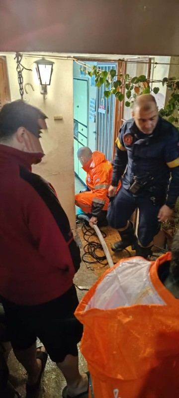 Ευχαριστήριο προς την ΠΑΠΑΔΕΑΣ Α.Ε. για τη χορηγία υποβρύχιων αντλιών