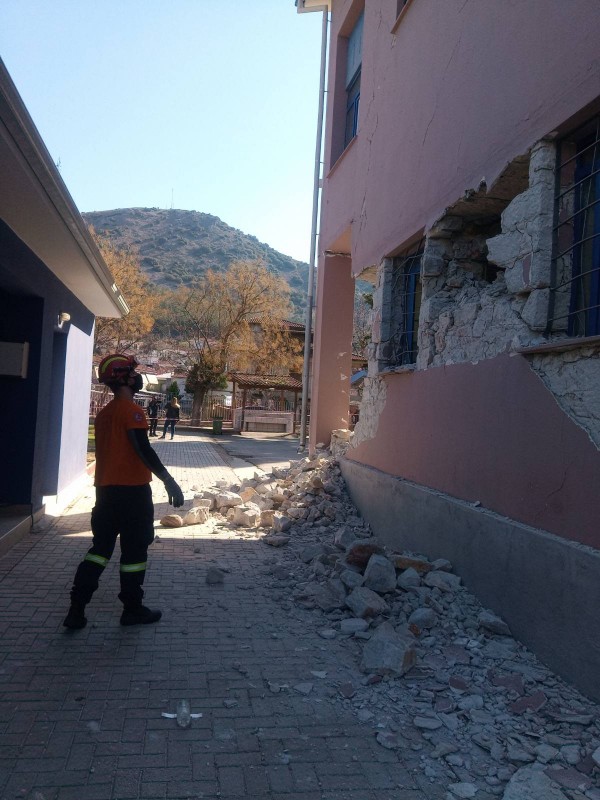 Συλλογή ειδών πρώτης ανάγκης για τους σεισμόπληκτους της Θεσσαλίας