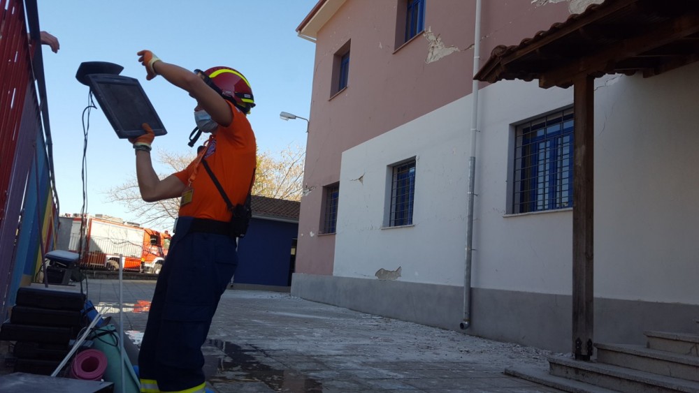 Συλλογή ειδών πρώτης ανάγκης για τους σεισμόπληκτους της Θεσσαλίας