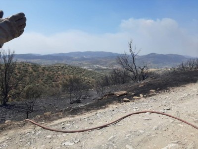 Συνεχίζεται η συνδρομή της ΕΠ.ΟΜ.Ε.Α. Βόλου στην κατάσβεση των αναζωπυρώσεων 